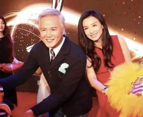 娱乐圈夫妇吃瓜,娱乐圈夫妇甜蜜瓜料大揭秘! 第3张 娱乐圈夫妇吃瓜,娱乐圈夫妇甜蜜瓜料大揭秘! 第3张