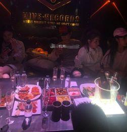 杭州酒吧爆料视频最新版,现场实况引发热议 第2张 杭州酒吧爆料视频最新版,现场实况引发热议 第2张
