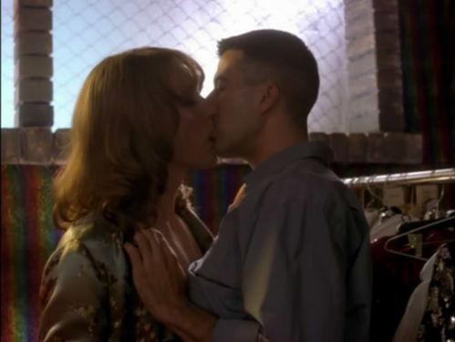 迷恋荷尔蒙在线观看,在线揭秘荷尔蒙的神秘魅力 第3张 迷恋荷尔蒙在线观看,在线揭秘荷尔蒙的神秘魅力 第3张