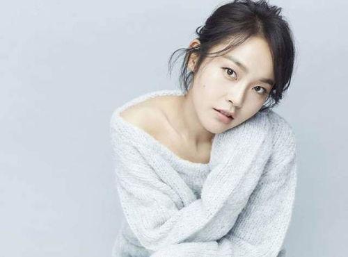 爆料娱乐圈张佳宁简介,娱乐圈爆料中的璀璨新星