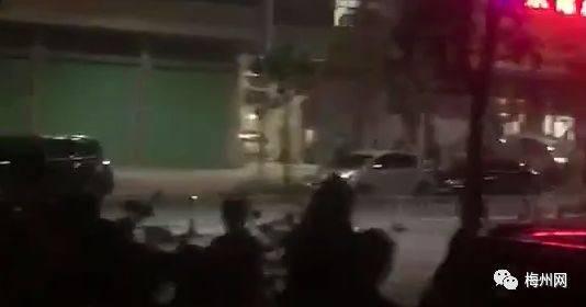 潮州阿鸣爆料事件视频,揭秘背后真相与网络舆论风暴 第3张 潮州阿鸣爆料事件视频,揭秘背后真相与网络舆论风暴 第3张