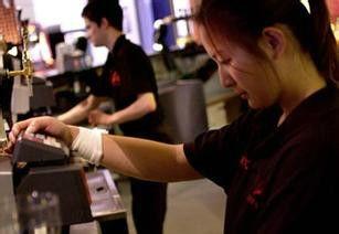 大学生打工爆料视频,揭秘校园兼职背后的真实故事 第2张 大学生打工爆料视频,揭秘校园兼职背后的真实故事 第2张