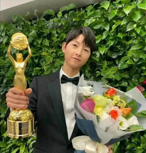 娱乐圈吃瓜爆料李易峰,揭秘明星背后的真相  第2张